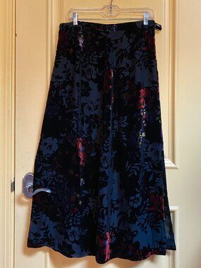 Carol Anderson Collection Ankle-Length Velour & Floral Print Skirt Size 12 Black